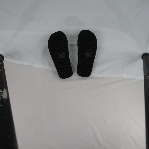 NIB Yellow Box Little Kids Girl's Twirl2 Sandals - Picture 7 of 8